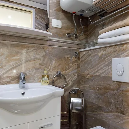 Luxury And Authentic In Old Town 3* Спліт