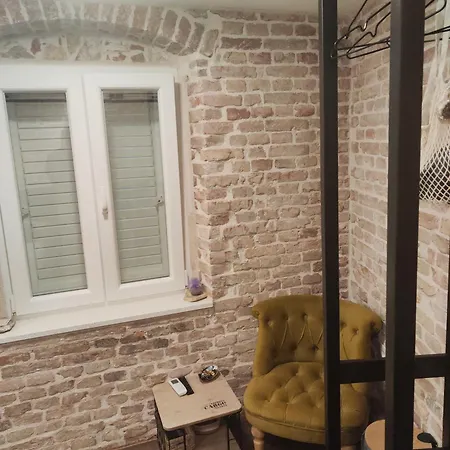 Luxury And Authentic In Old Town Affittacamere 3*