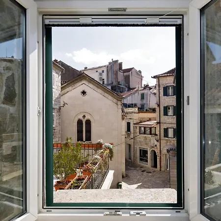 Luxury And Authentic In Old Town