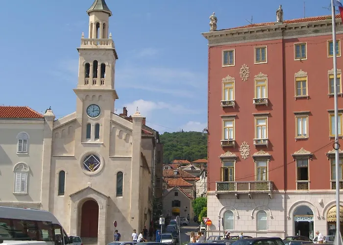 Luxury And Authentic In Old Town 스플리트